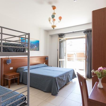 Hotel Abruzzo Pineto Zewnętrze zdjęcie